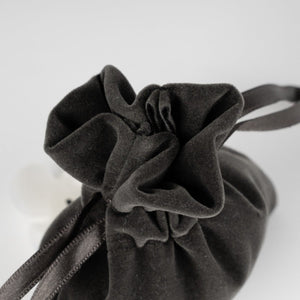 Personalized Velvet Rose Drawstring Pouch – Anthracite – 4" × 5" (10 × 13 cm) - Pamusan.com