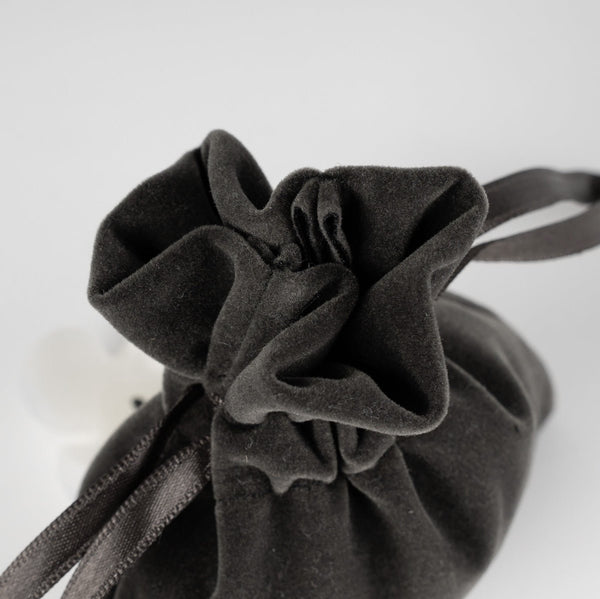 Personalized Velvet Rose Drawstring Pouch – Anthracite – 4" × 5" (10 × 13 cm) - Pamusan.com