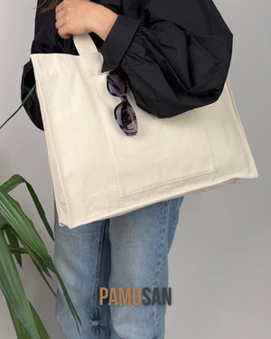 Canvas tote bag with front pocket 18x14x4 in – product video
