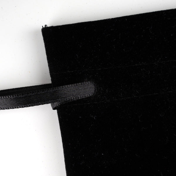 Velvet Rose Drawstring Pouch – Black – 4" × 5" (10 × 13 cm) - Pamusan.com