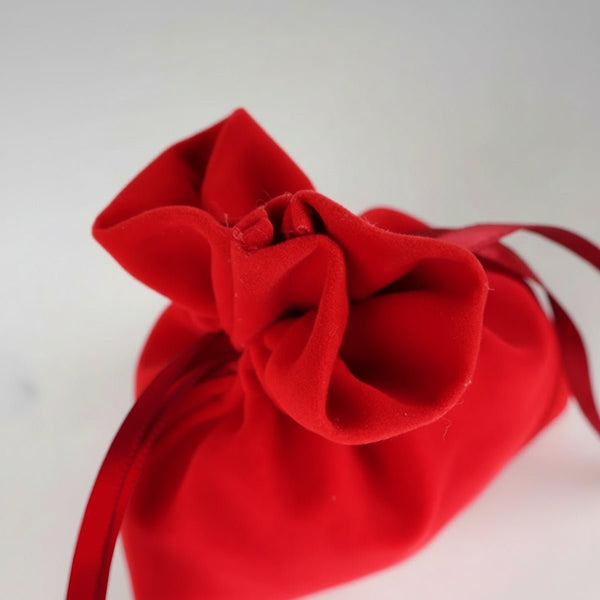 Velvet Rose Drawstring Pouch – Red – 4" × 5" (10 × 13 cm) - Pamusan.com