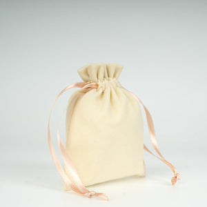 Velvet Rose Drawstring Pouch with Blush Pink Ribbon – 4" × 5" (10 × 13 cm) - Pamusan.com